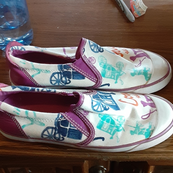 COACH SLIP ON SNEAKERS MINT CONDITION - Picture 2 of 6